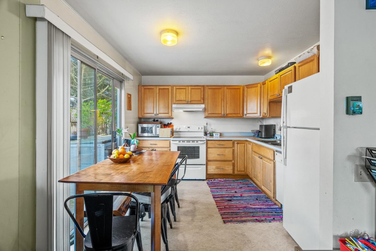 Detail Gallery Image 8 of 44 For 301 7th St, Pacific Grove,  CA 93950 - – Beds | – Baths