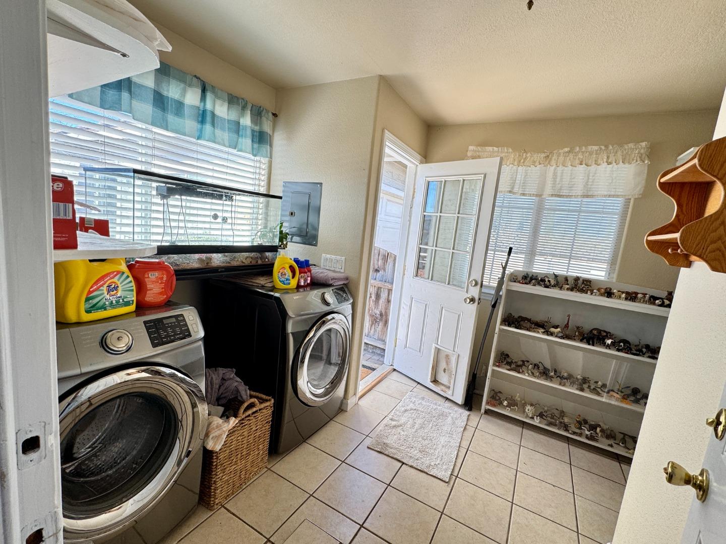 Detail Gallery Image 15 of 27 For 12785 Murphy Ave, San Martin,  CA 95046 - – Beds | – Baths