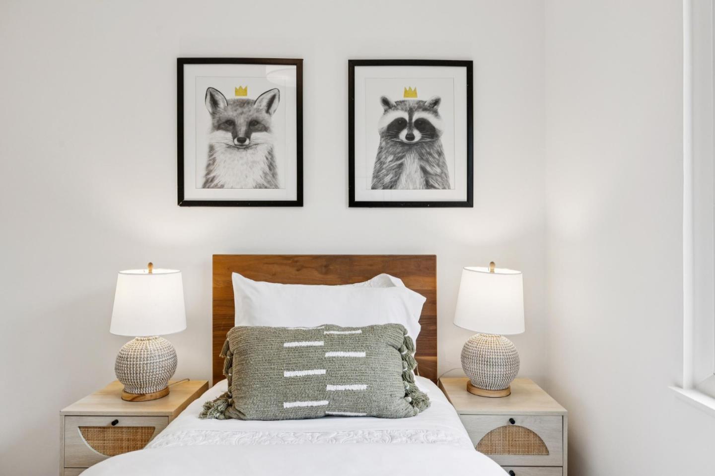 Detail Gallery Image 27 of 44 For 1140 Harbor Blvd, Belmont,  CA 94002 - 3 Beds | 1 Baths