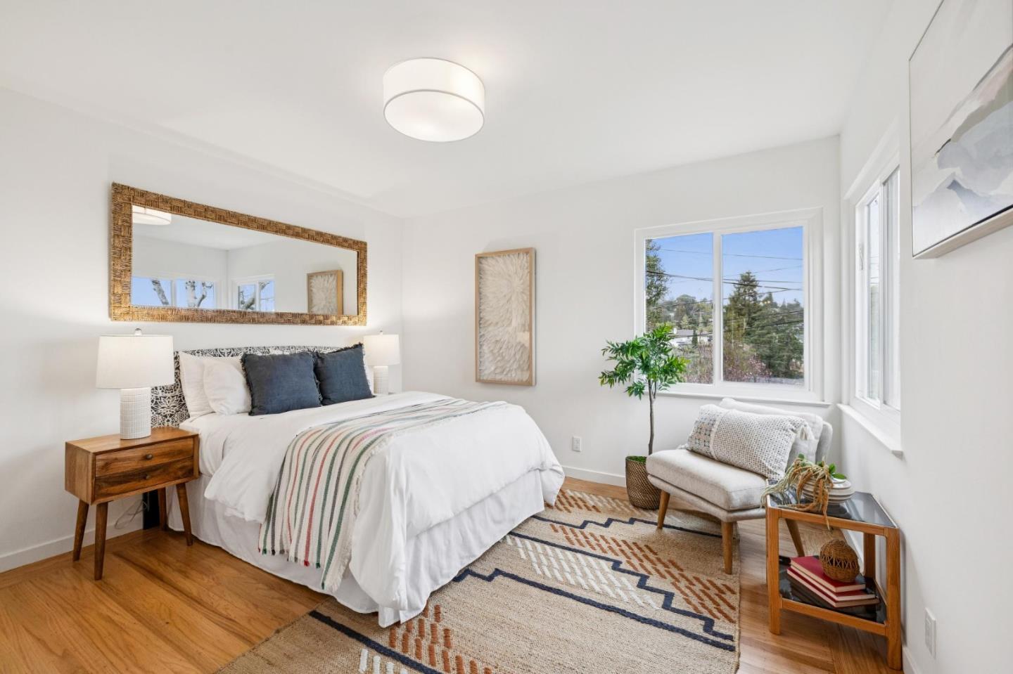 Detail Gallery Image 28 of 44 For 1140 Harbor Blvd, Belmont,  CA 94002 - 3 Beds | 1 Baths