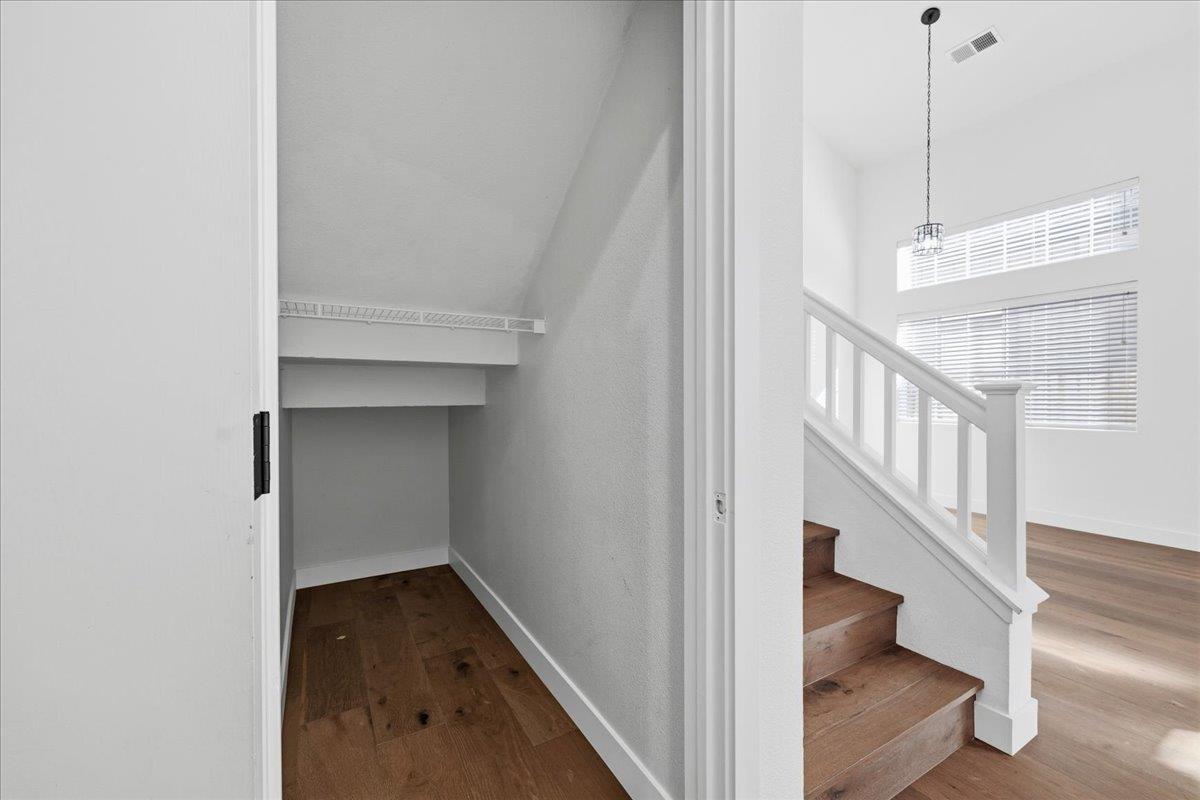 Detail Gallery Image 21 of 52 For 637 Powderhorn Ave, Santa Rosa,  CA 95407 - 4 Beds | 2/1 Baths