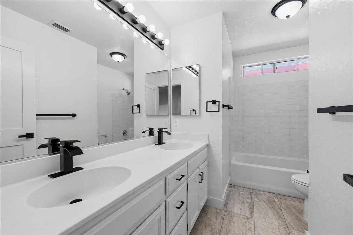 Detail Gallery Image 32 of 52 For 637 Powderhorn Ave, Santa Rosa,  CA 95407 - 4 Beds | 2/1 Baths