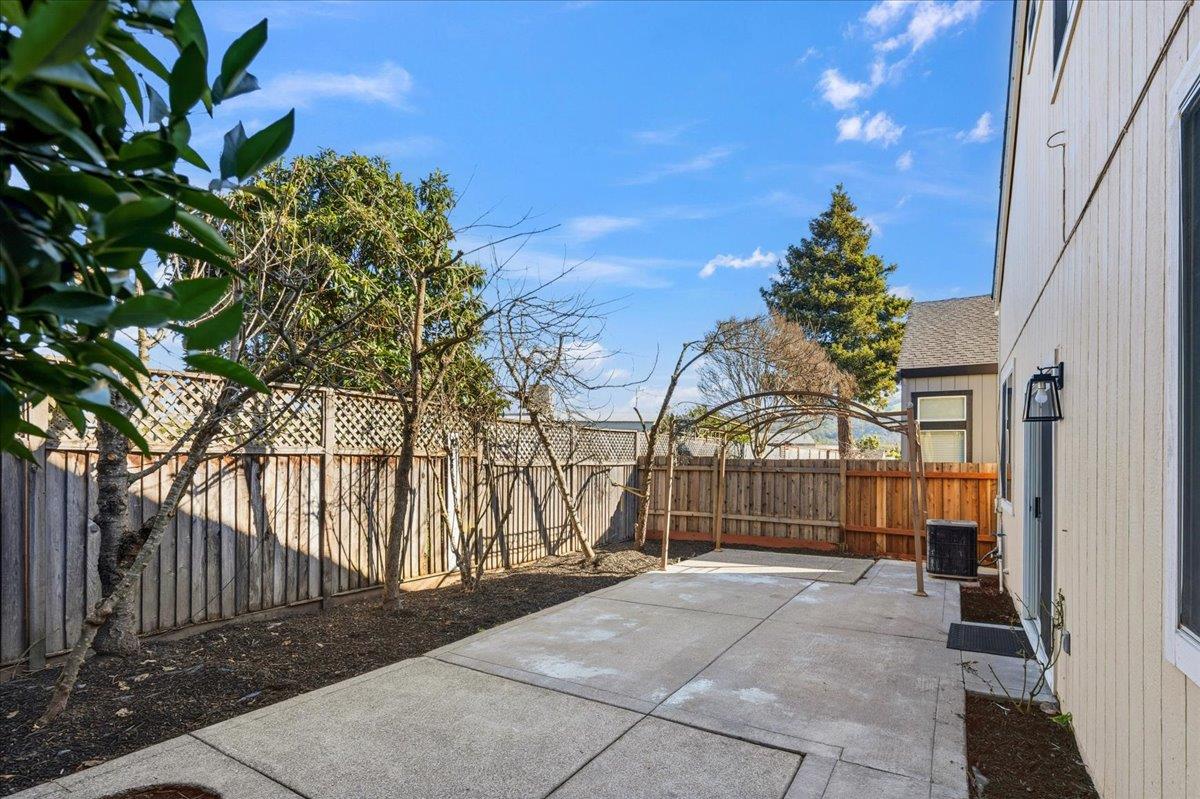 Detail Gallery Image 51 of 52 For 637 Powderhorn Ave, Santa Rosa,  CA 95407 - 4 Beds | 2/1 Baths