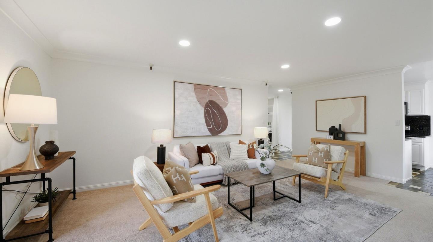 Detail Gallery Image 4 of 29 For 400 Ortega Ave #313,  Mountain View,  CA 94040 - 2 Beds | 1 Baths