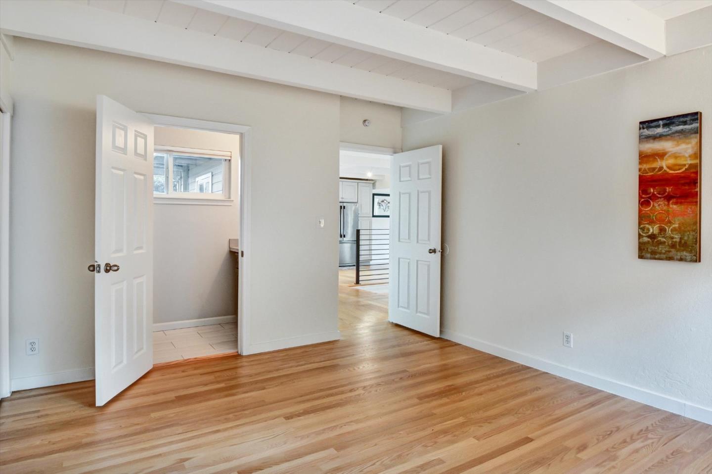 Detail Gallery Image 23 of 56 For 2323 Mastlands Dr, Oakland,  CA 94611 - 5 Beds | 4/1 Baths