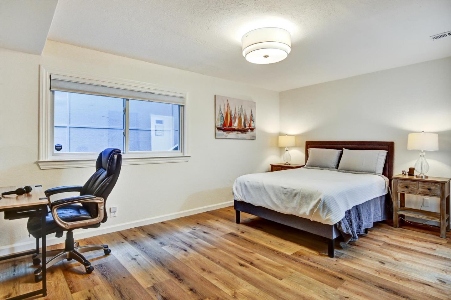 Detail Gallery Image 28 of 56 For 2323 Mastlands Dr, Oakland,  CA 94611 - 5 Beds | 4/1 Baths