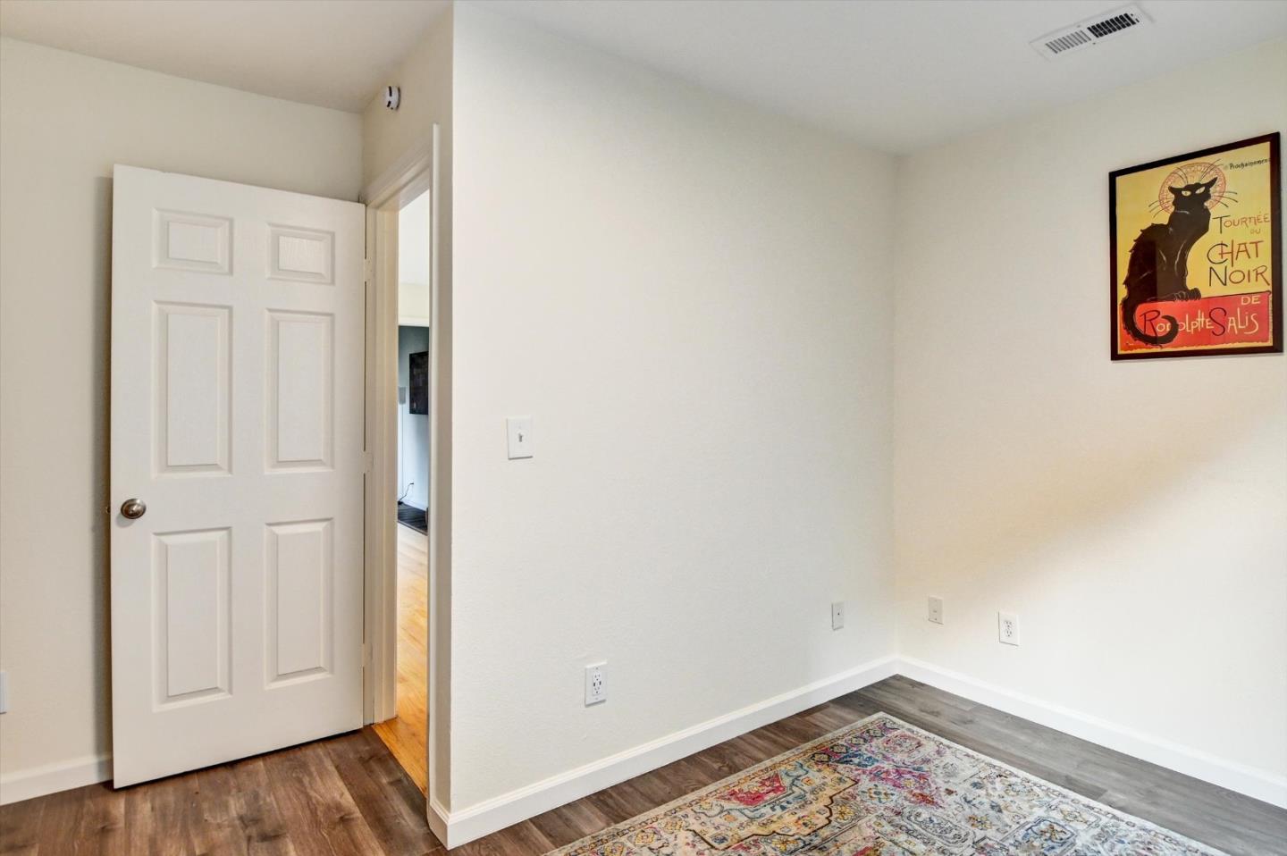 Detail Gallery Image 36 of 56 For 2323 Mastlands Dr, Oakland,  CA 94611 - 5 Beds | 4/1 Baths