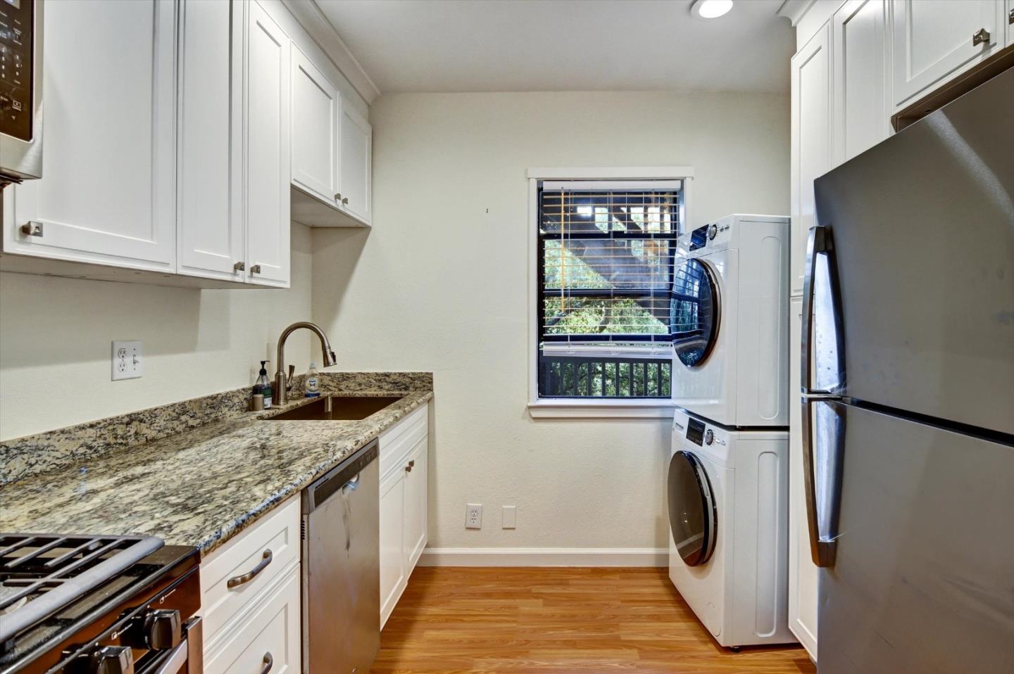 Detail Gallery Image 46 of 56 For 2323 Mastlands Dr, Oakland,  CA 94611 - 5 Beds | 4/1 Baths