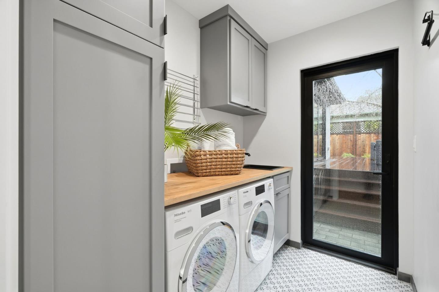 Detail Gallery Image 28 of 44 For 49 Fillmer Ave, Los Gatos,  CA 95030 - 4 Beds | 3 Baths