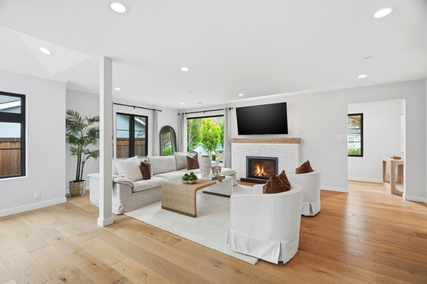 Detail Gallery Image 5 of 44 For 49 Fillmer Ave, Los Gatos,  CA 95030 - 4 Beds | 3 Baths