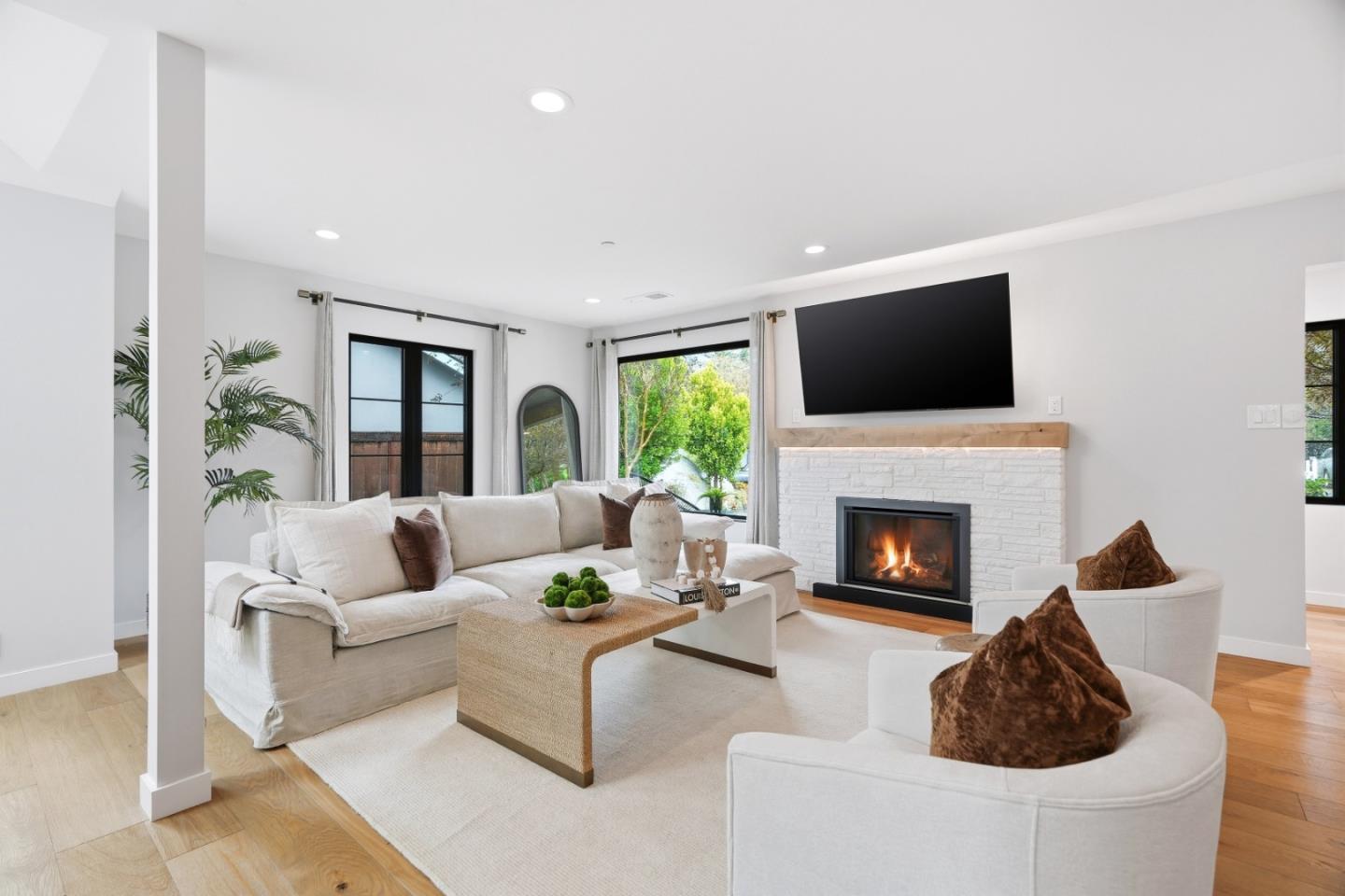 Detail Gallery Image 6 of 44 For 49 Fillmer Ave, Los Gatos,  CA 95030 - 4 Beds | 3 Baths