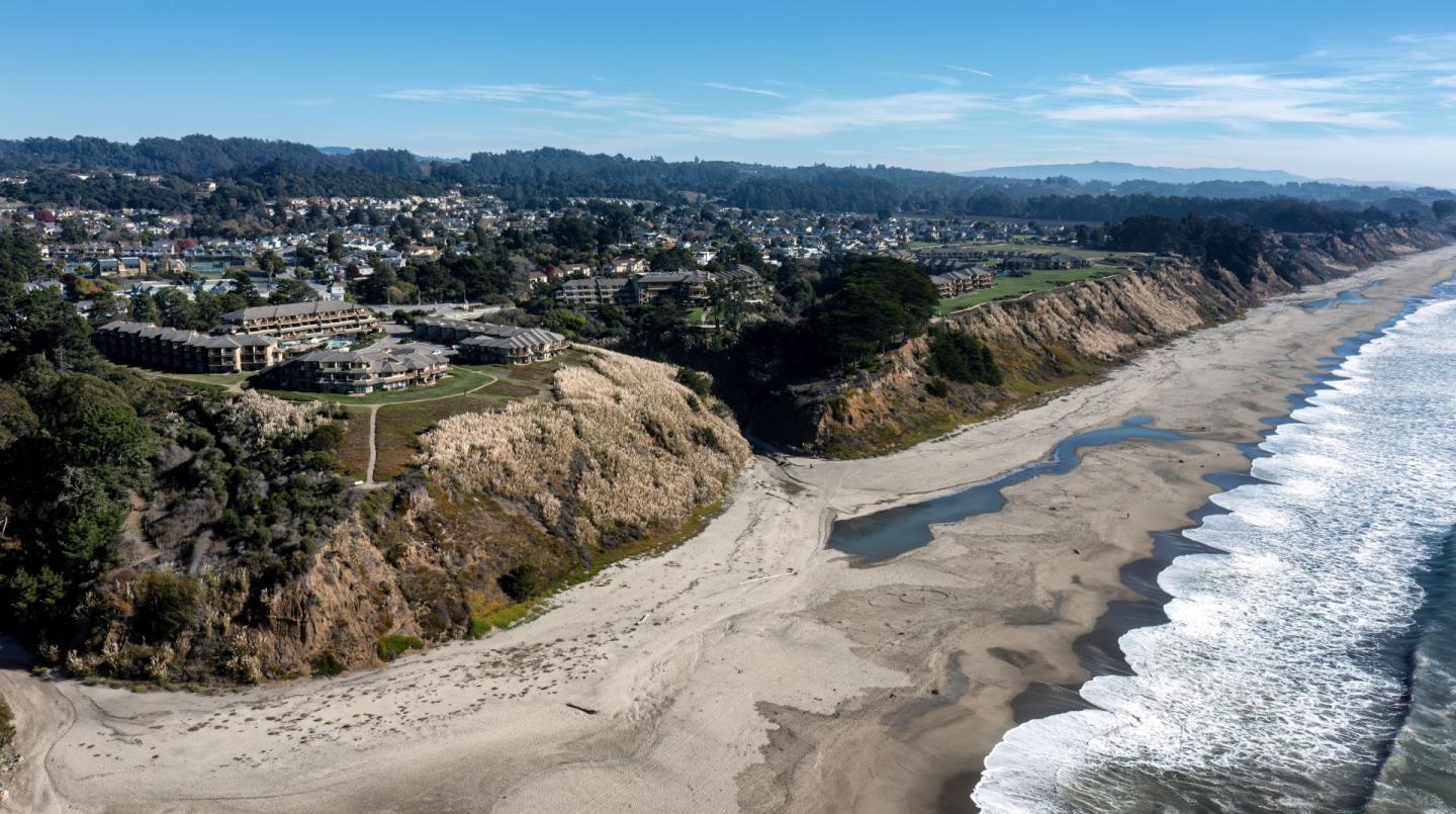 Detail Gallery Image 31 of 35 For 60 Seascape Resort Dr, Aptos,  CA 95003 - 2 Beds | 2 Baths