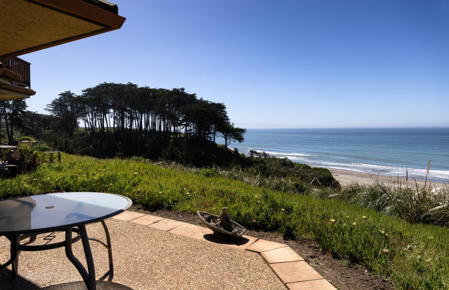Detail Gallery Image 8 of 35 For 60 Seascape Resort Dr, Aptos,  CA 95003 - 2 Beds | 2 Baths