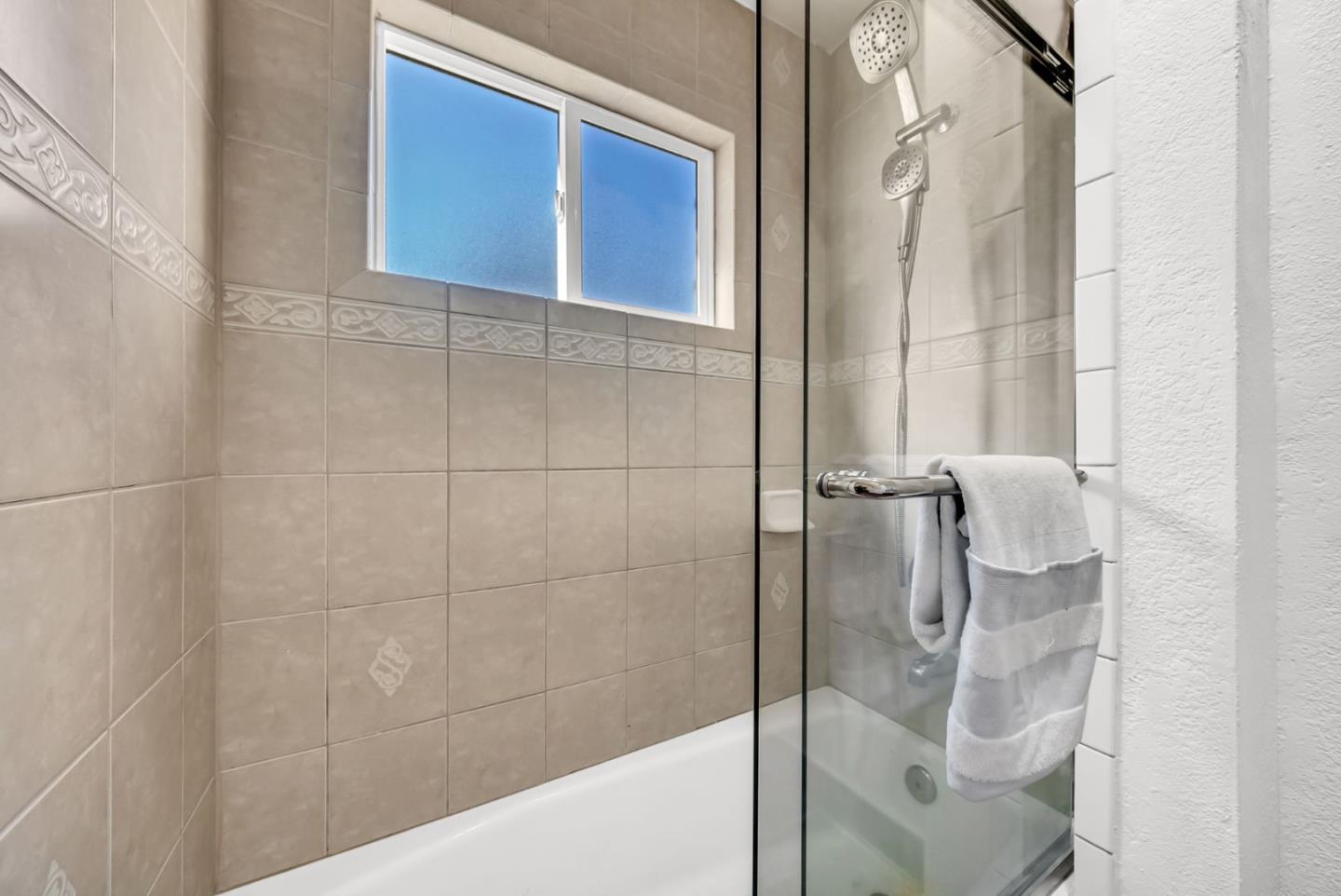 Detail Gallery Image 27 of 47 For 73 Alexander Ct, San Jose,  CA 95116 - 4 Beds | 2 Baths