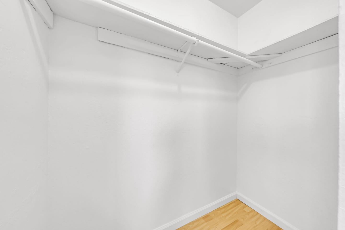 Detail Gallery Image 33 of 47 For 73 Alexander Ct, San Jose,  CA 95116 - 4 Beds | 2 Baths