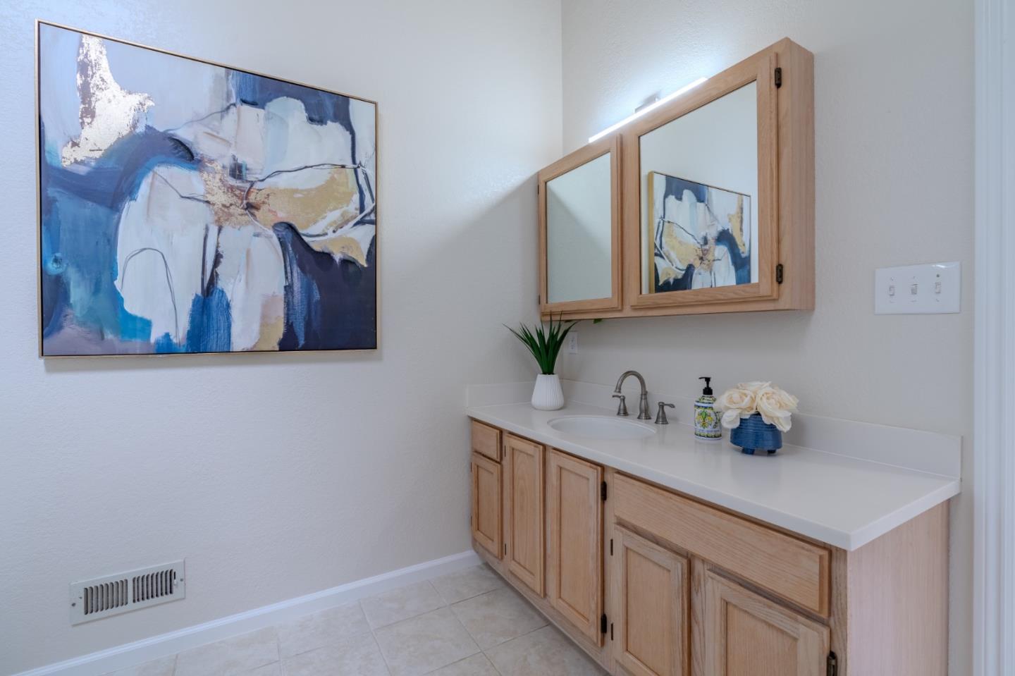 Detail Gallery Image 22 of 38 For 237 Bellevue Ave, Daly City,  CA 94014 - 3 Beds | 2/1 Baths