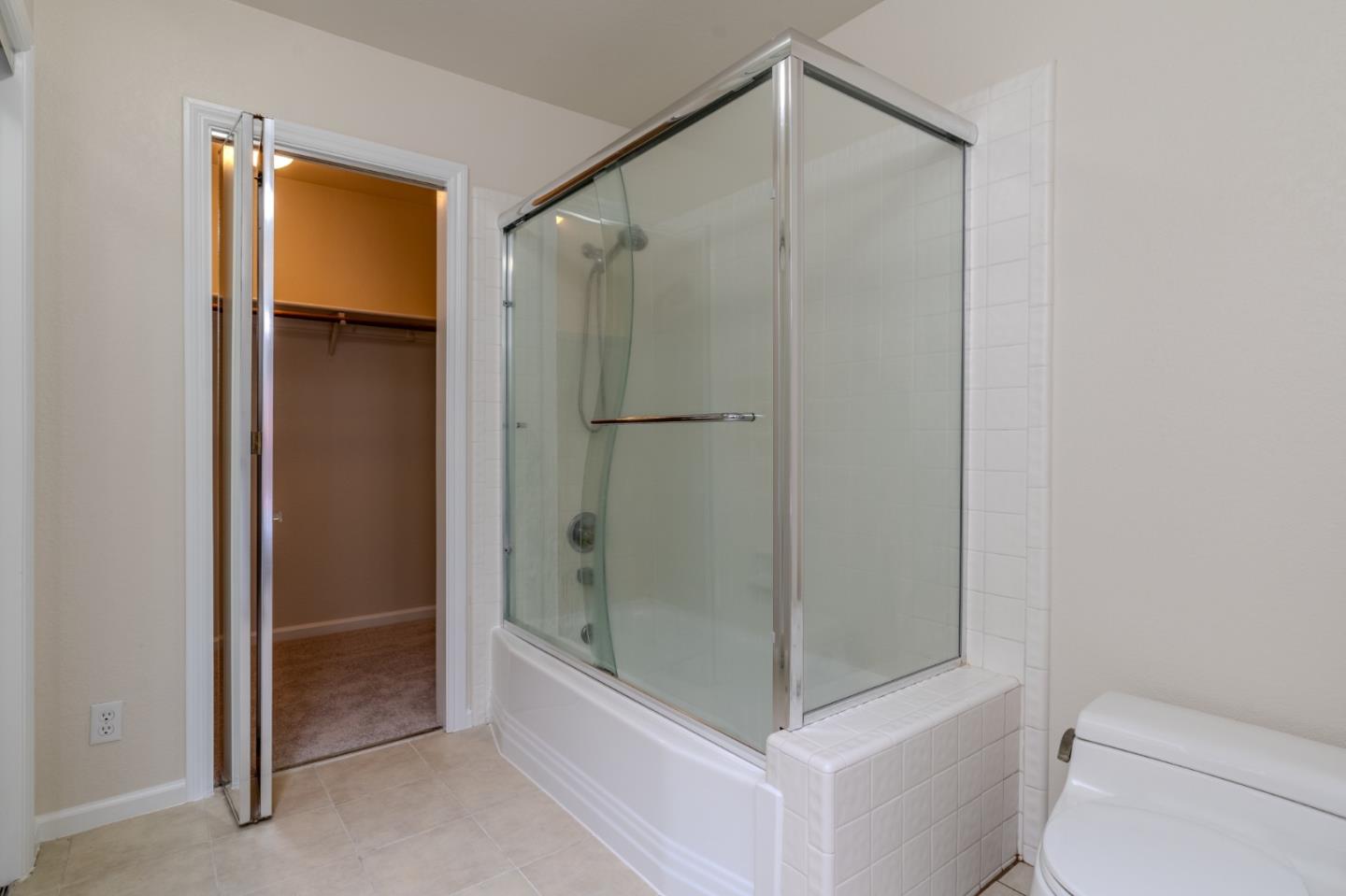 Detail Gallery Image 30 of 38 For 237 Bellevue Ave, Daly City,  CA 94014 - 3 Beds | 2/1 Baths