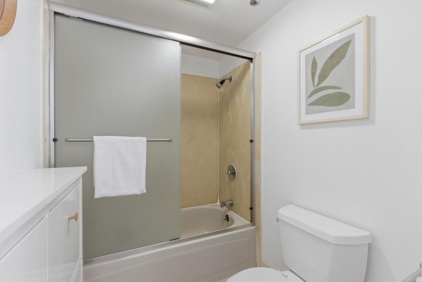 Detail Gallery Image 10 of 21 For 1020 San Gabriel Cir #446,  Daly City,  CA 94014 - 1 Beds | 1 Baths