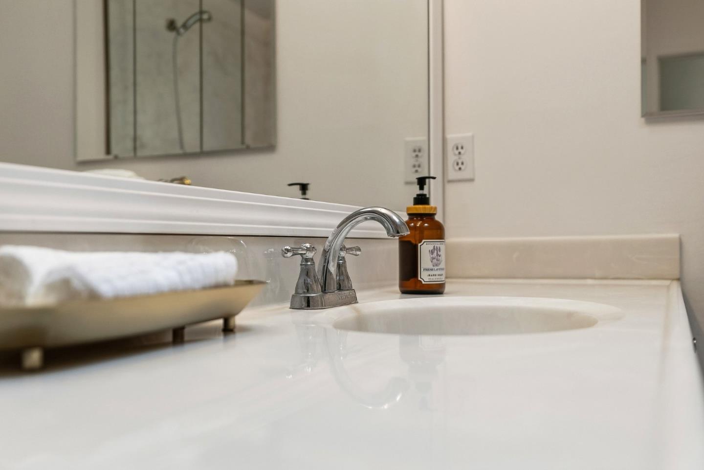 Detail Gallery Image 24 of 42 For 15 Del Rey Cir, Salinas,  CA 93901 - 4 Beds | 3 Baths