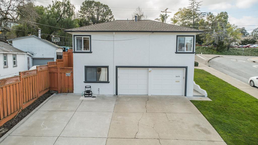 Detail Gallery Image 2 of 42 For 3455 Dover Rd, Redwood City,  CA 94061 - 3 Beds | 3 Baths