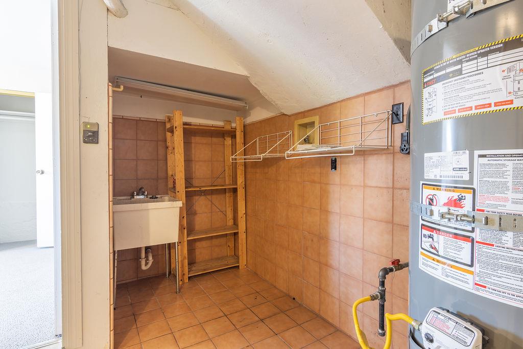 Detail Gallery Image 32 of 42 For 3455 Dover Rd, Redwood City,  CA 94061 - 3 Beds | 3 Baths