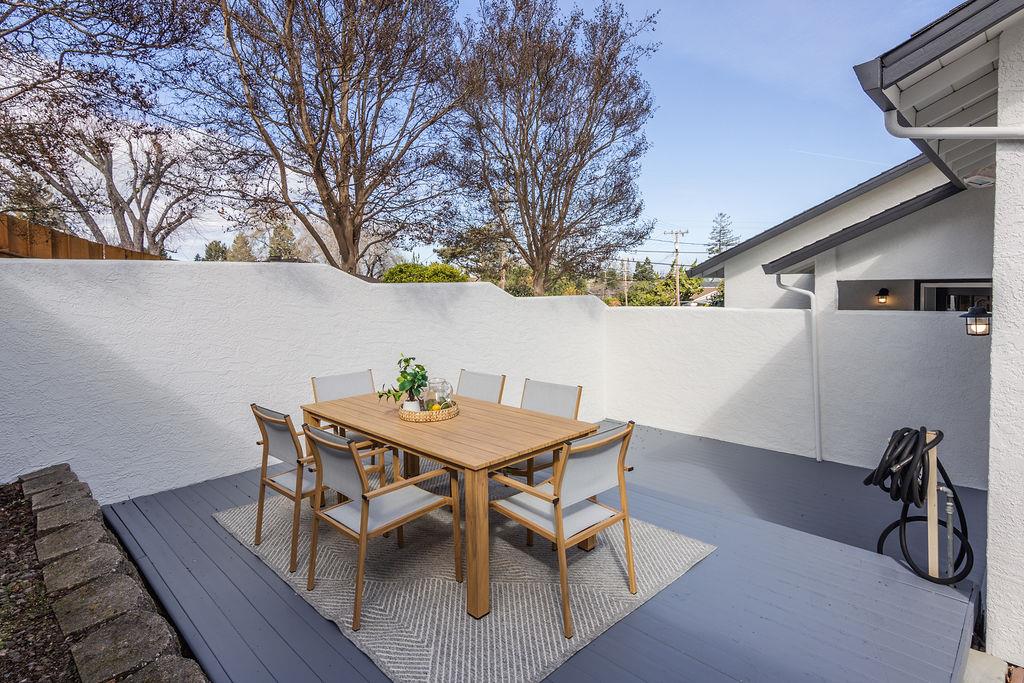 Detail Gallery Image 35 of 42 For 3455 Dover Rd, Redwood City,  CA 94061 - 3 Beds | 3 Baths