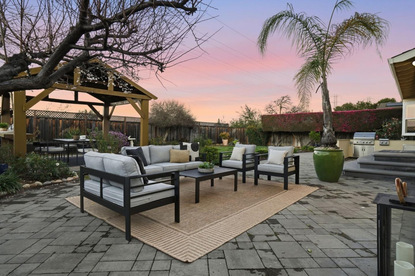 Detail Gallery Image 49 of 66 For 1459 Nesbit Ct, San Jose,  CA 95120 - 4 Beds | 2/1 Baths