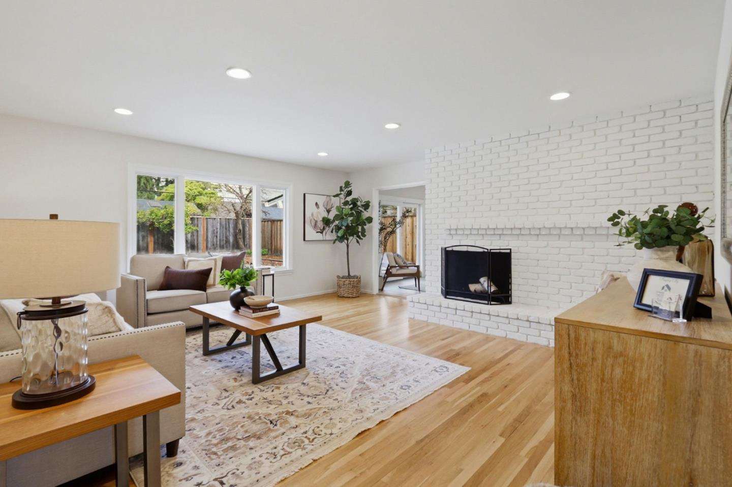 Detail Gallery Image 10 of 40 For 1953 Abinante Ln, San Jose,  CA 95124 - 3 Beds | 2/1 Baths