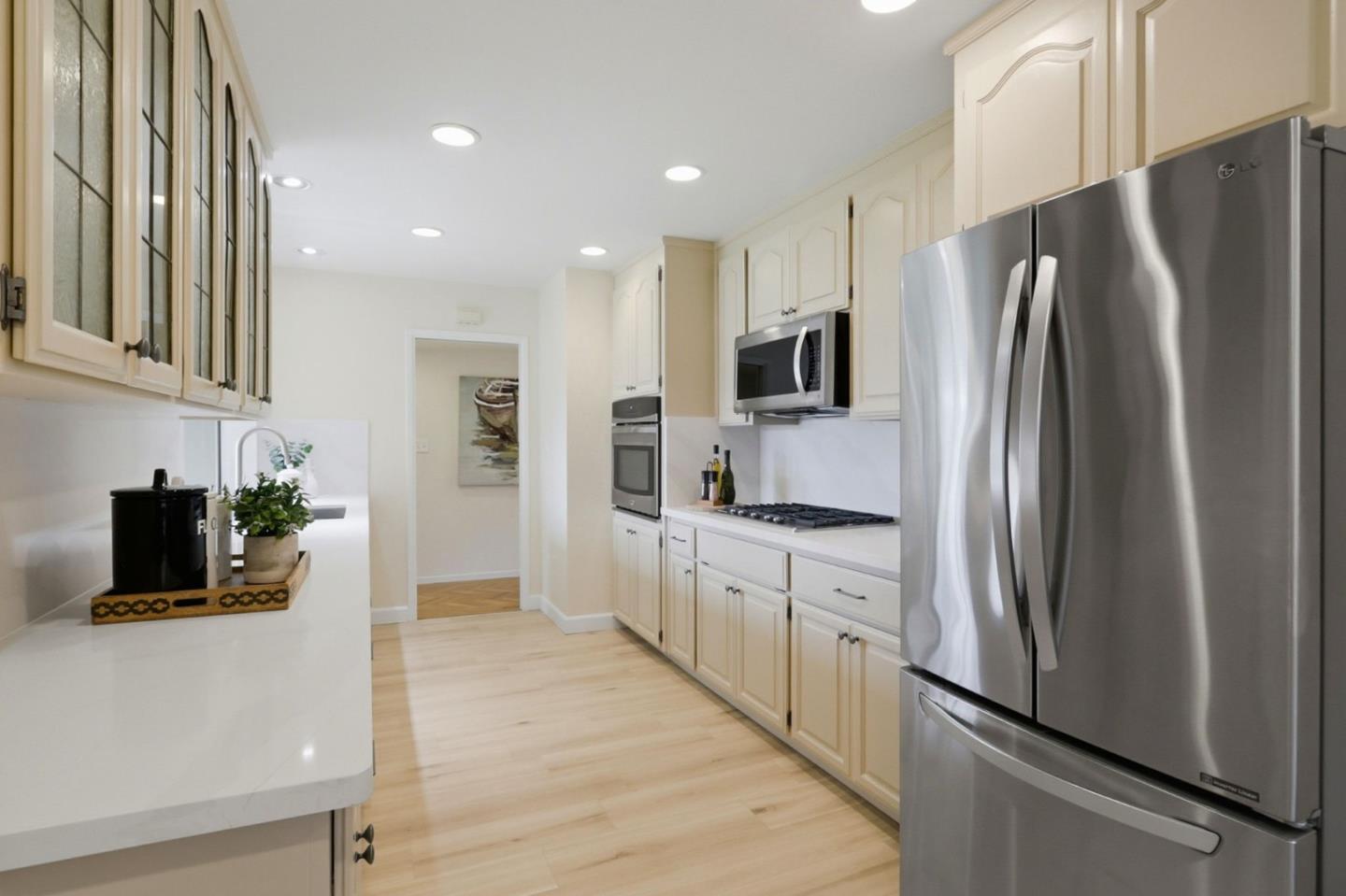 Detail Gallery Image 12 of 40 For 1953 Abinante Ln, San Jose,  CA 95124 - 3 Beds | 2/1 Baths