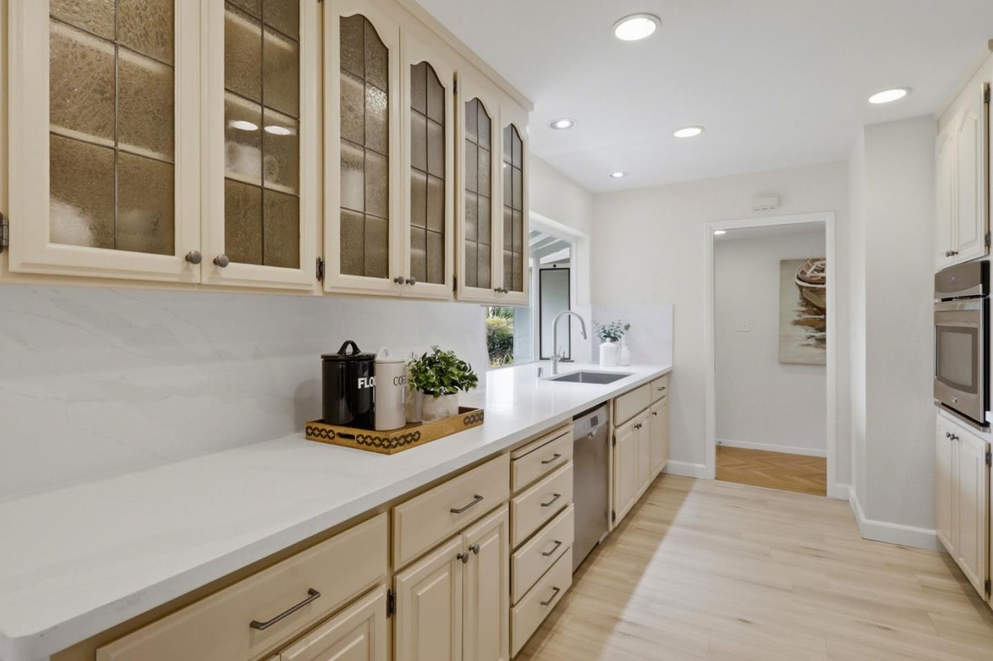 Detail Gallery Image 14 of 40 For 1953 Abinante Ln, San Jose,  CA 95124 - 3 Beds | 2/1 Baths