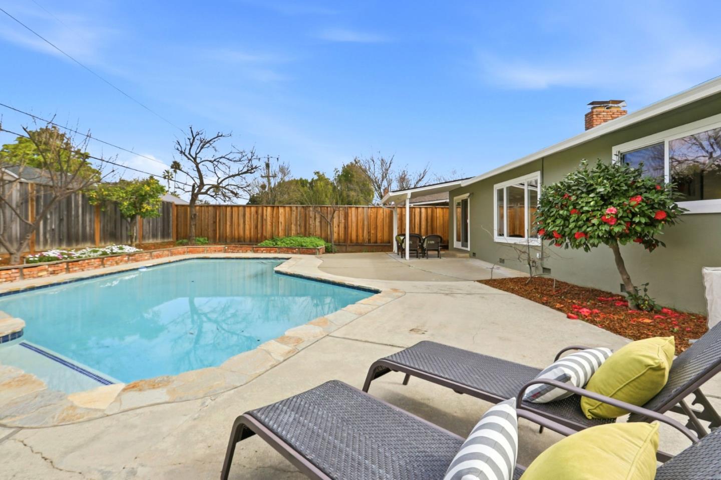 Detail Gallery Image 39 of 40 For 1953 Abinante Ln, San Jose,  CA 95124 - 3 Beds | 2/1 Baths