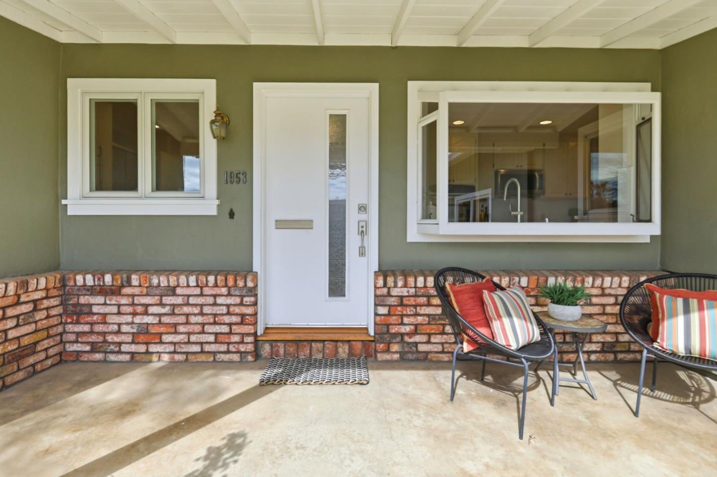 Detail Gallery Image 5 of 40 For 1953 Abinante Ln, San Jose,  CA 95124 - 3 Beds | 2/1 Baths