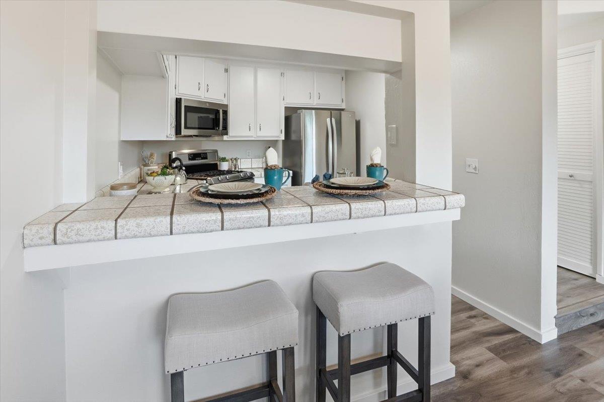 Detail Gallery Image 13 of 47 For 3069 Arlington Dr, Aptos,  CA 95003 - 3 Beds | 2/1 Baths