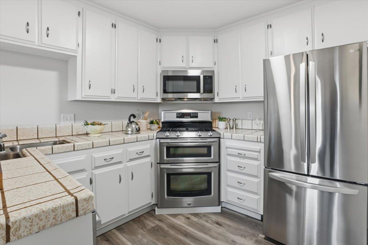 Detail Gallery Image 15 of 47 For 3069 Arlington Dr, Aptos,  CA 95003 - 3 Beds | 2/1 Baths