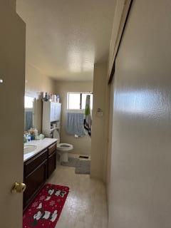 Detail Gallery Image 10 of 20 For 1008 Primrose Lane, Gilroy,  CA 95020 - 4 Beds | 2 Baths