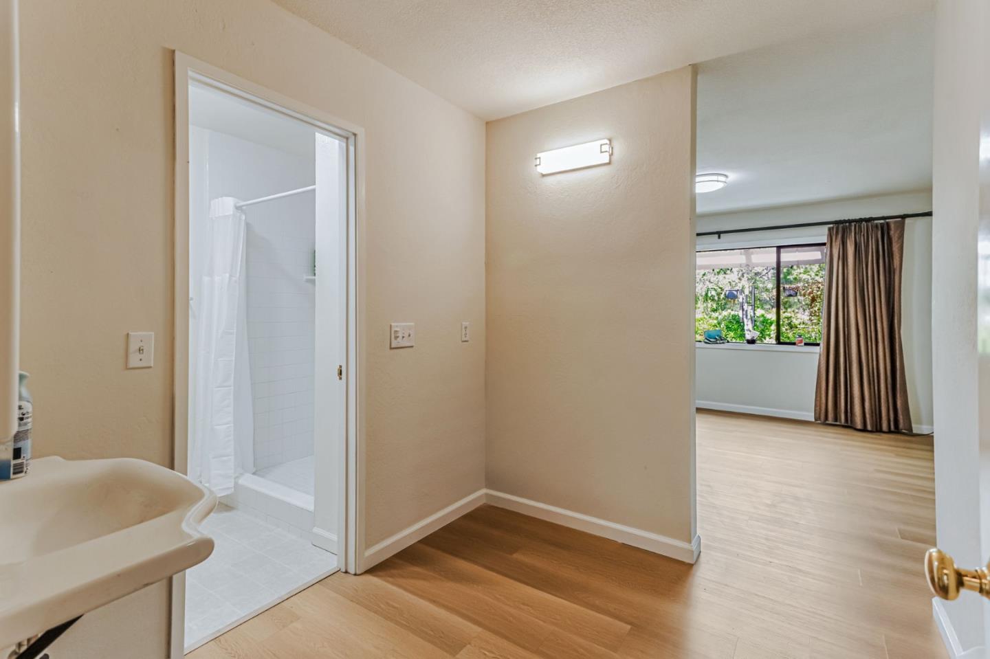 Detail Gallery Image 11 of 14 For 6202 Gerdts Dr, San Jose,  CA 95135 - 2 Beds | 2 Baths