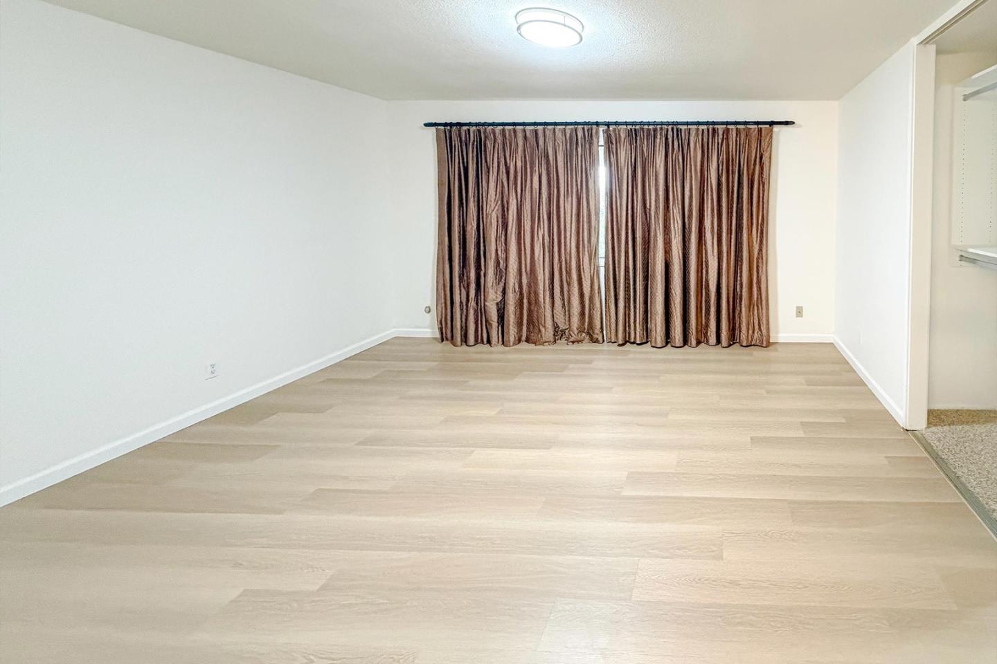 Detail Gallery Image 7 of 14 For 6202 Gerdts Dr, San Jose,  CA 95135 - 2 Beds | 2 Baths