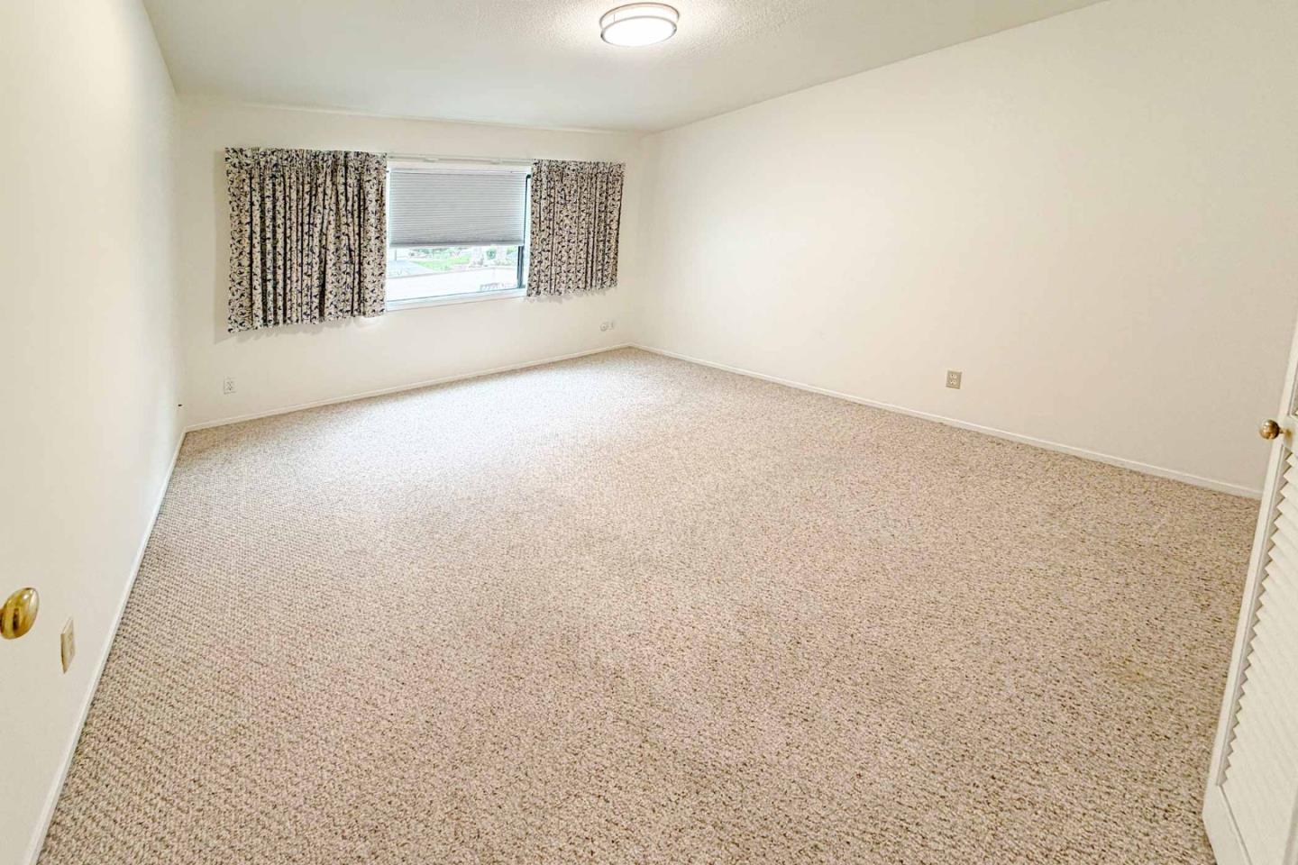 Detail Gallery Image 9 of 14 For 6202 Gerdts Dr, San Jose,  CA 95135 - 2 Beds | 2 Baths