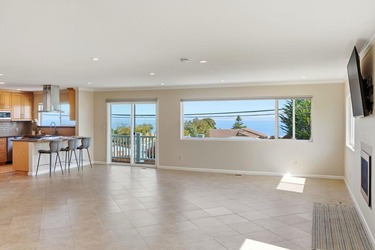 Detail Gallery Image 10 of 39 For 701 Archer St, Monterey,  CA 93940 - 3 Beds | 3 Baths