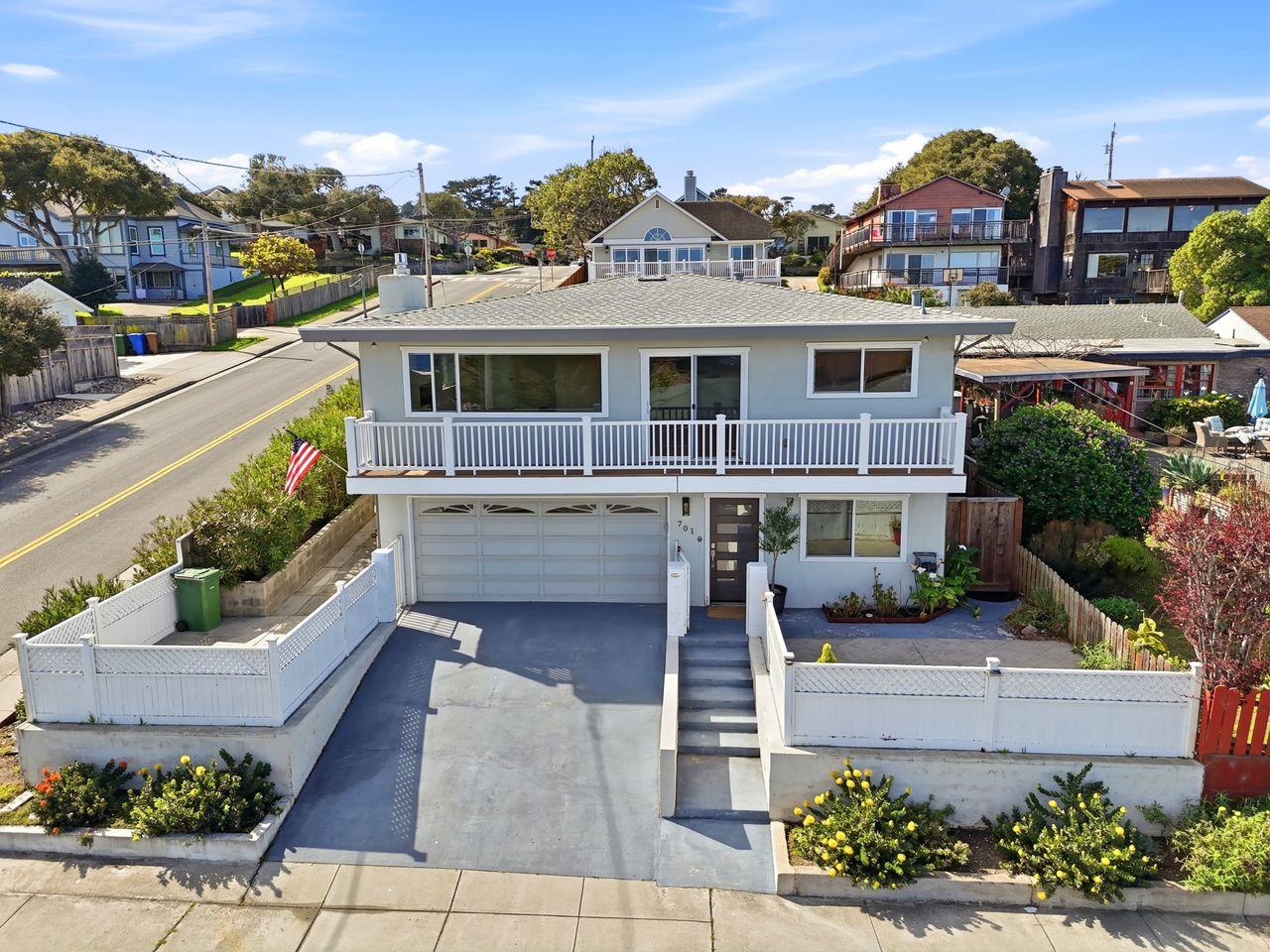 Detail Gallery Image 37 of 39 For 701 Archer St, Monterey,  CA 93940 - 3 Beds | 3 Baths