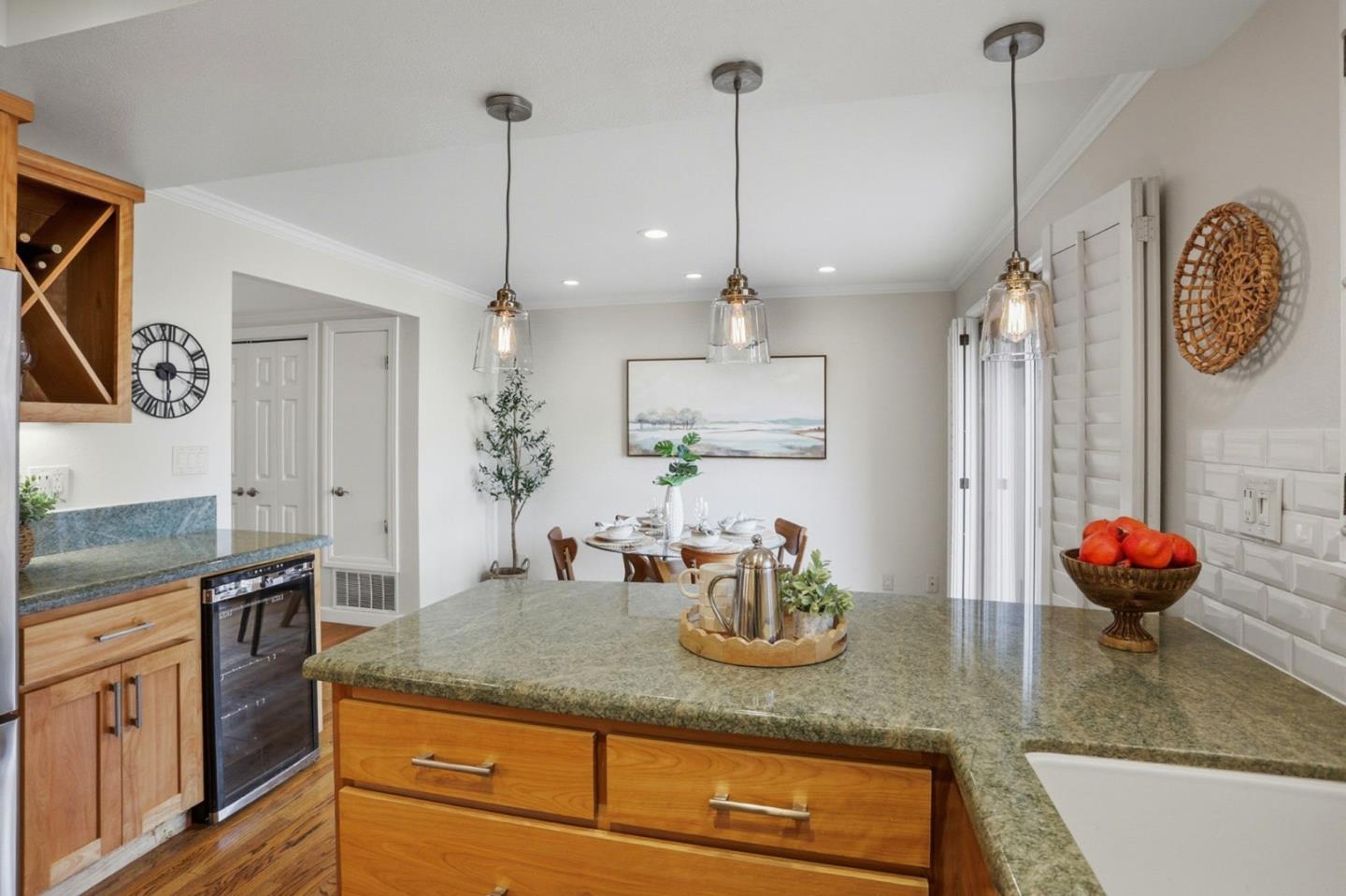 Detail Gallery Image 10 of 39 For 1169 Minnesota Ave #1,  San Jose,  CA 95125 - 3 Beds | 2 Baths