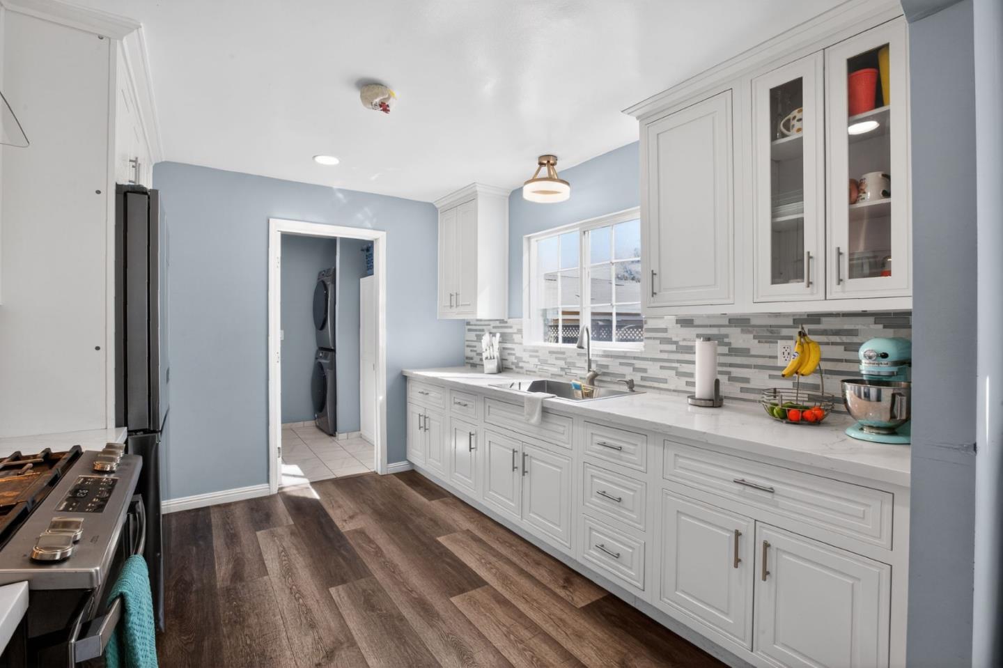 Detail Gallery Image 10 of 27 For 24 Amesti Rd, Watsonville,  CA 95076 - 3 Beds | 1/1 Baths