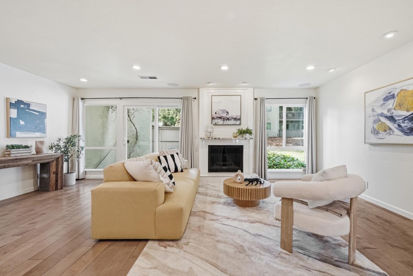 Detail Gallery Image 3 of 49 For 19124 Vineyard Ln, Saratoga,  CA 95070 - 3 Beds | 2/1 Baths