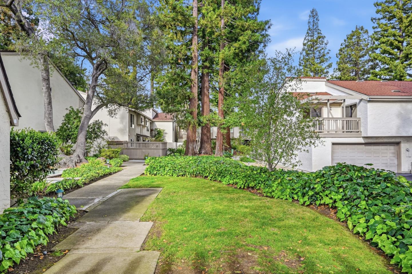 Detail Gallery Image 33 of 49 For 19124 Vineyard Ln, Saratoga,  CA 95070 - 3 Beds | 2/1 Baths