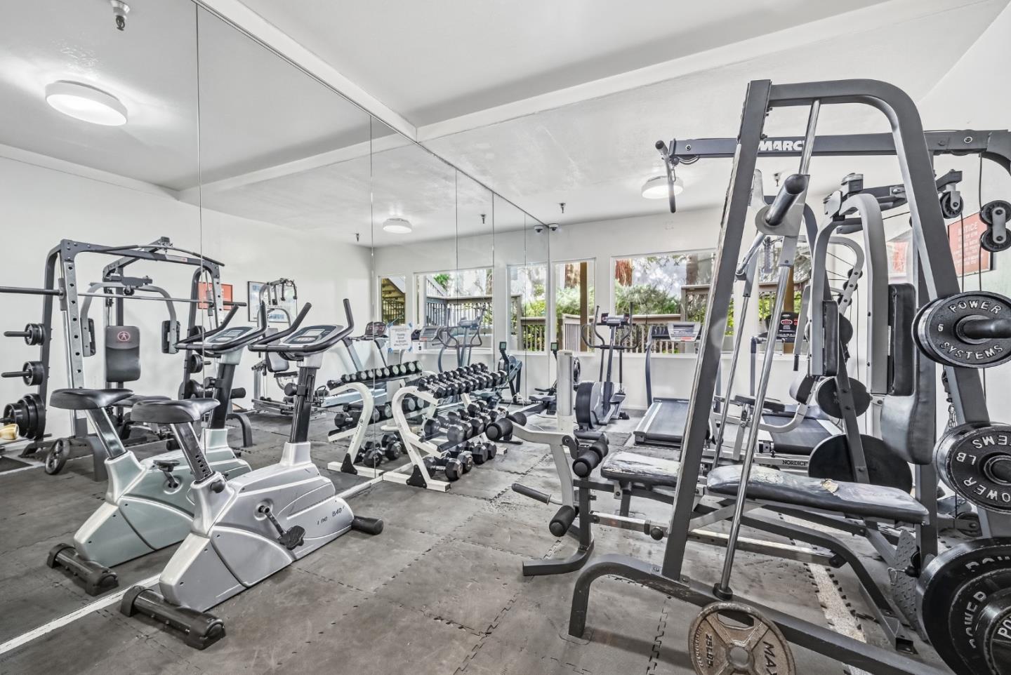 Detail Gallery Image 41 of 49 For 19124 Vineyard Ln, Saratoga,  CA 95070 - 3 Beds | 2/1 Baths