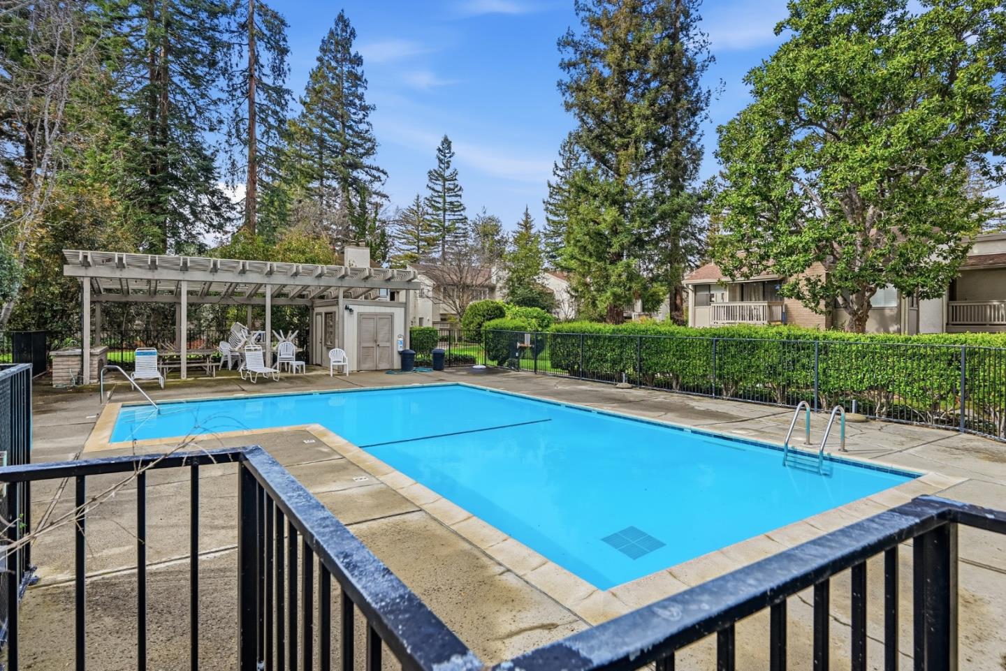 Detail Gallery Image 42 of 49 For 19124 Vineyard Ln, Saratoga,  CA 95070 - 3 Beds | 2/1 Baths