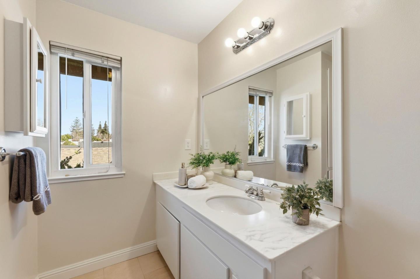 Detail Gallery Image 21 of 33 For 151 Kiely Blvd, Santa Clara,  CA 95051 - 1 Beds | 1/1 Baths
