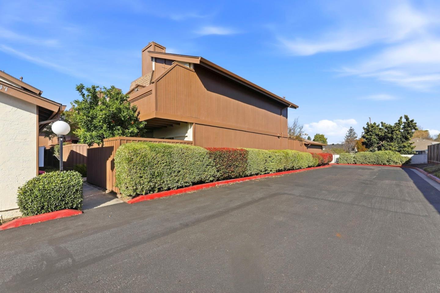 Detail Gallery Image 30 of 33 For 151 Kiely Blvd, Santa Clara,  CA 95051 - 1 Beds | 1/1 Baths