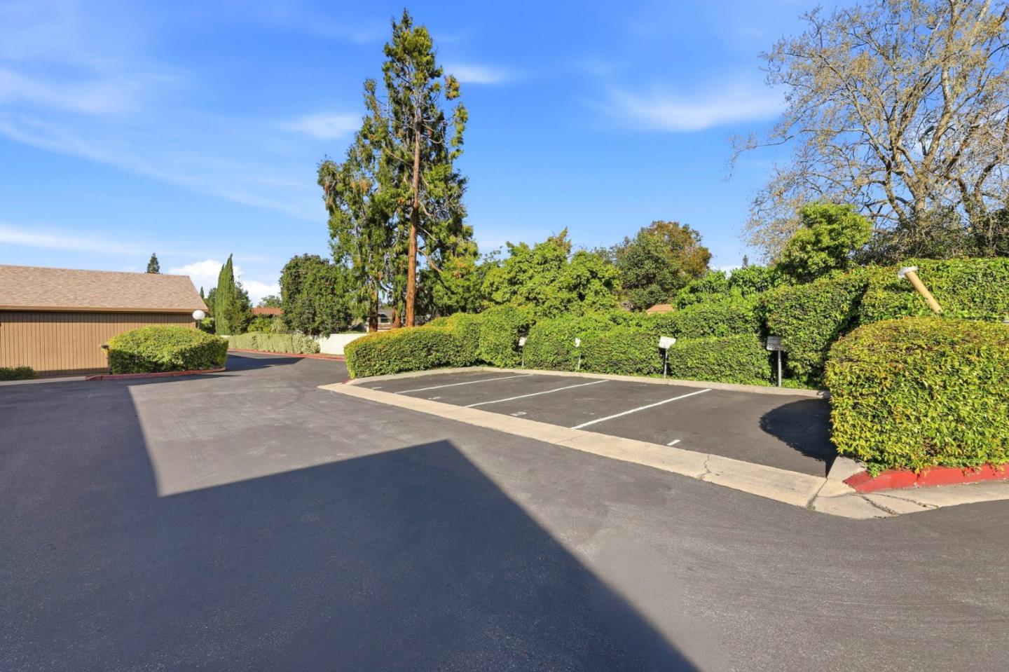 Detail Gallery Image 33 of 33 For 151 Kiely Blvd, Santa Clara,  CA 95051 - 1 Beds | 1/1 Baths