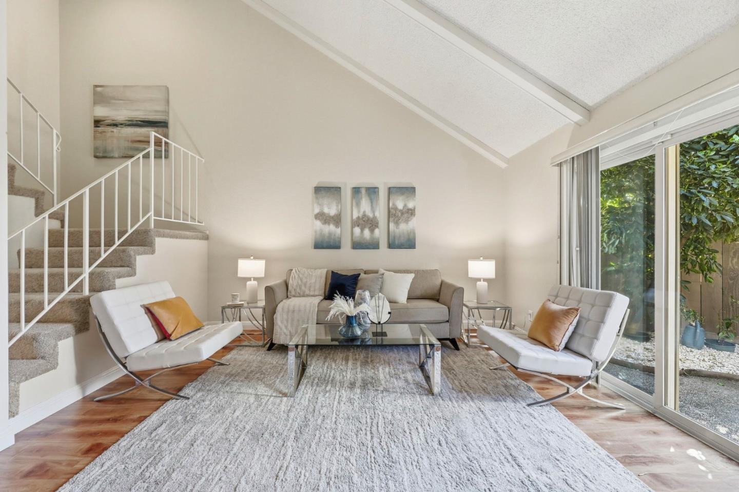 Detail Gallery Image 4 of 33 For 151 Kiely Blvd, Santa Clara,  CA 95051 - 1 Beds | 1/1 Baths